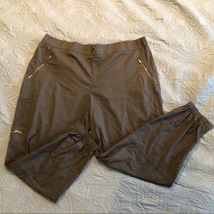 Army Green Lightweight Capri
